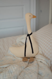 Goose plush toy